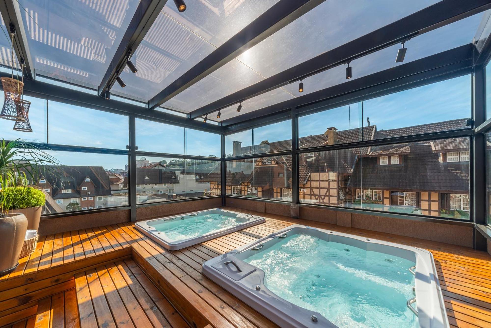 Hotel Laghetto Stilo Centro Грамаду Экстерьер фото Rooftop spa
